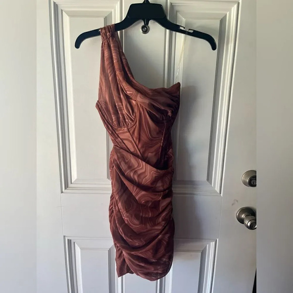 House of CB Clementine Cutout Ruched One Shoulder Corset Swirl Print Mini Dress - Picture 3 of 9